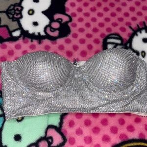 Sparkling Silver Strapless Bra